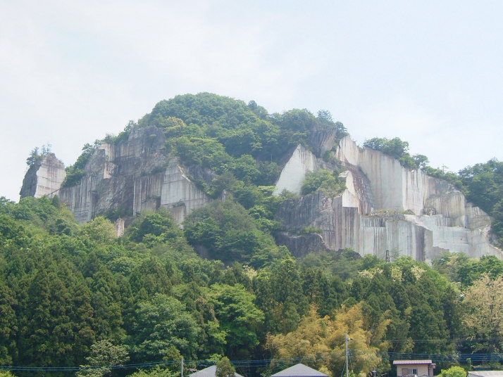 岩山の写真